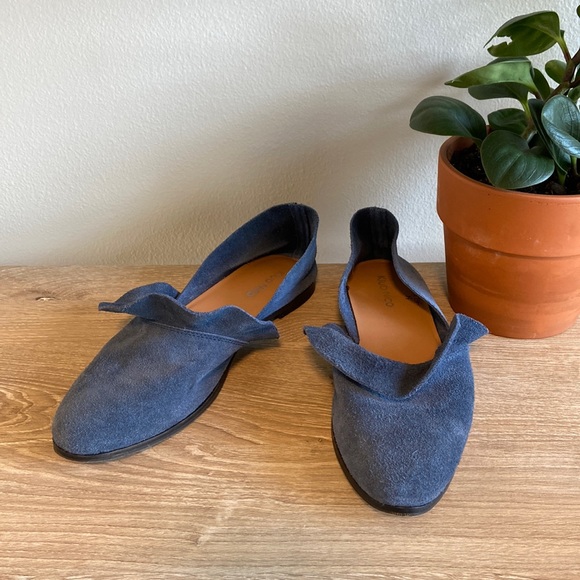 Anthropologie Klub Nico Gabbie Ruffled Blue Suede Flats, 38 / US 9 - Picture 3 of 12